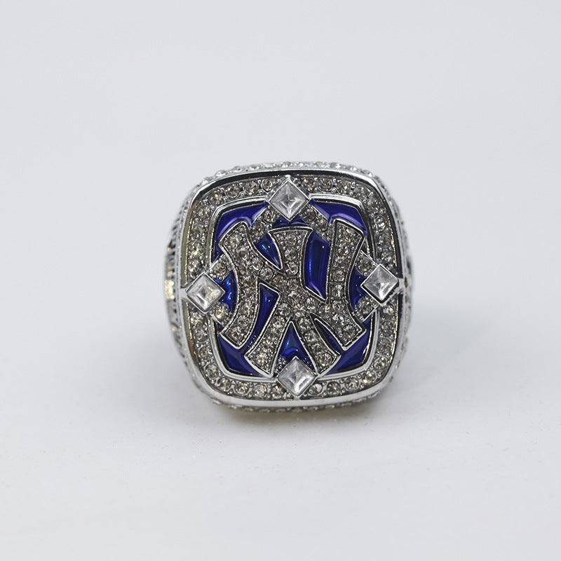 2009 MLB New York Yankees Replica World Champions Ring