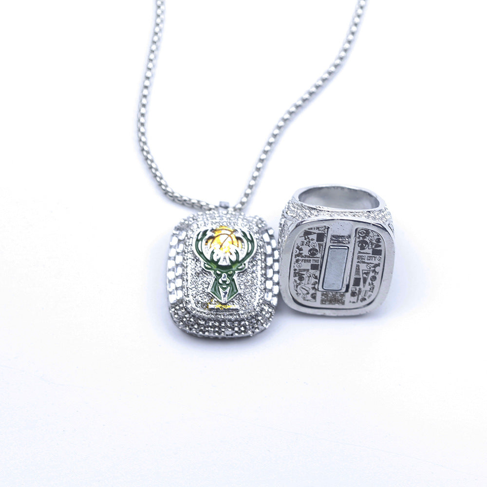 2021 Milwaukee Bucks Replica NBA Championship Ring with Necklace