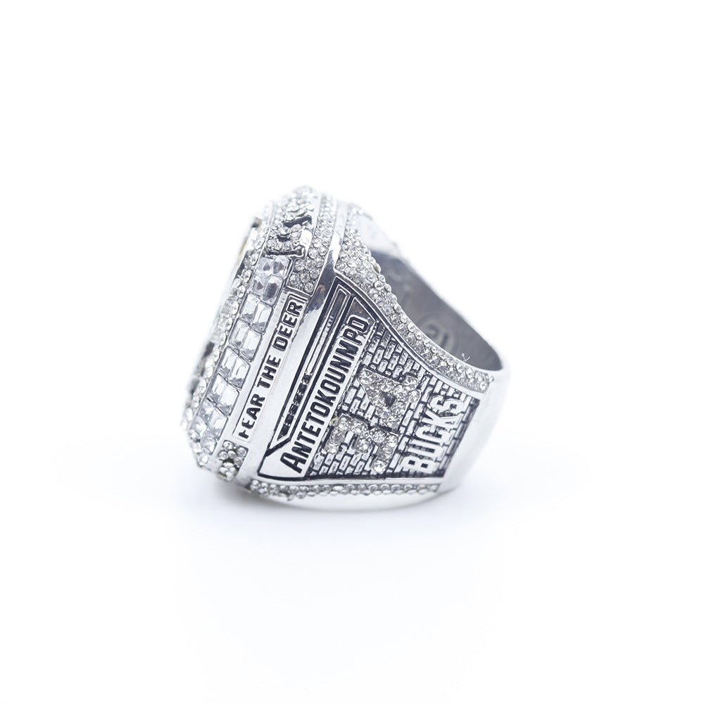 2021 Milwaukee Bucks Replica NBA Championship Ring with Necklace