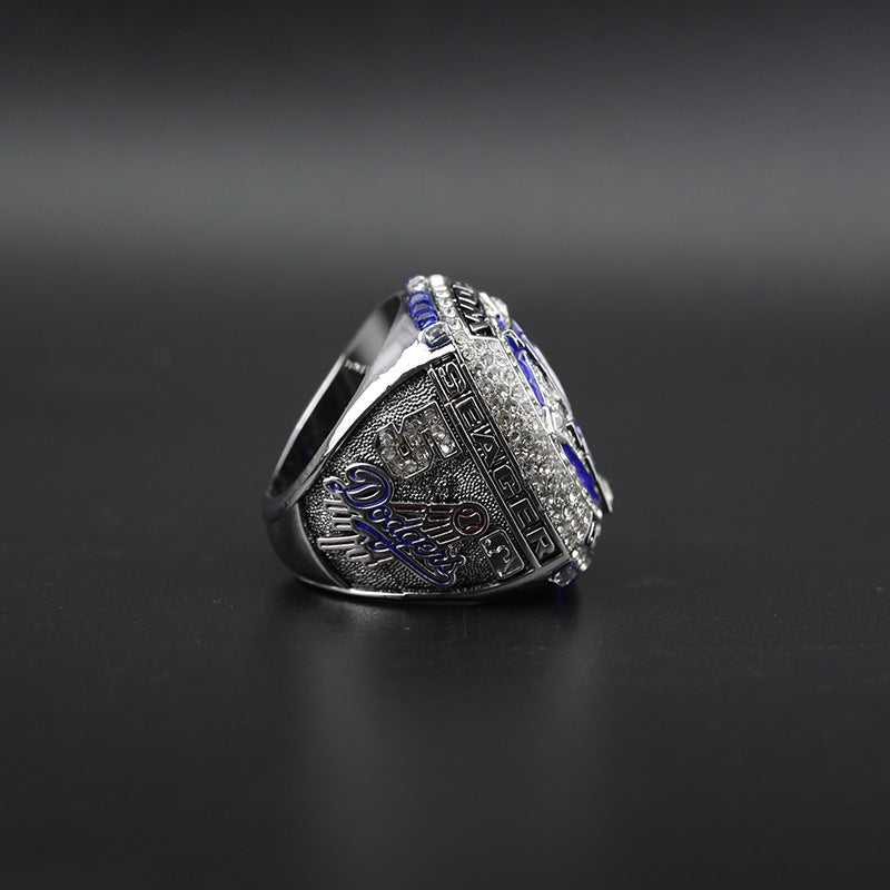 2020 MLB Los Angeles Dodgers Replica World Champions Ring