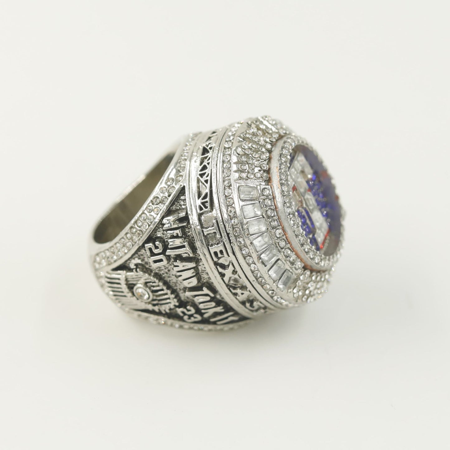 2023 MLB Texas Rangers Replica World Champions Ring