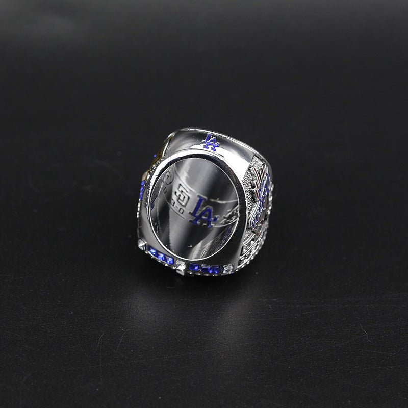 2020 MLB Los Angeles Dodgers Replica World Champions Ring