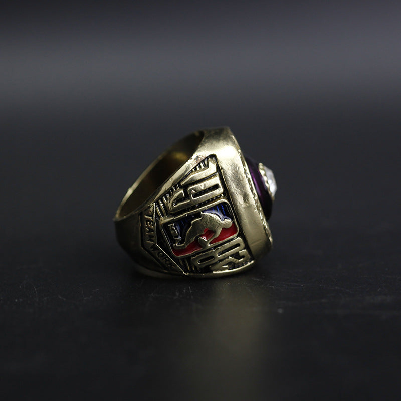 1982 Los Angeles Lakers Replica NBA Championship Ring