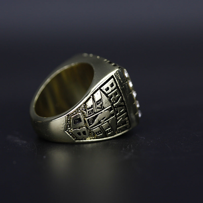 2000 Los Angeles Lakers Replica NBA Championship Ring Kobe Bryant