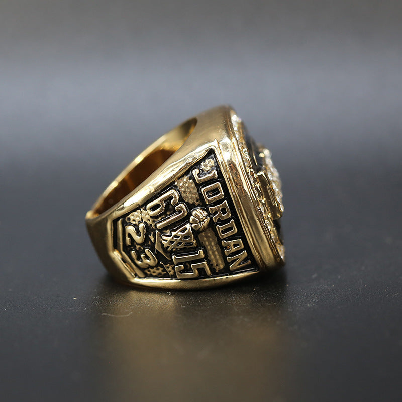 1992 Chicago Bulls Replica NBA Championship Ring