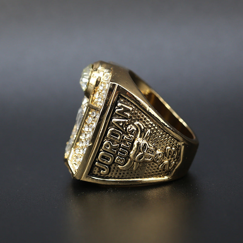 1998 Chicago Bulls Replica NBA Championship Ring