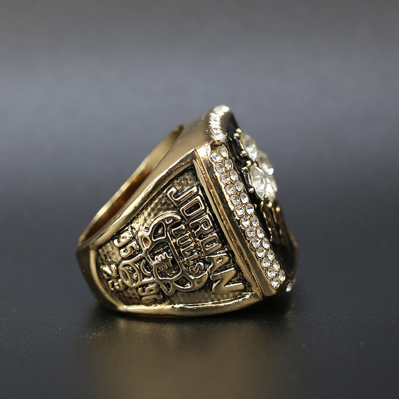1996 Chicago Bulls Replica NBA Championship Ring