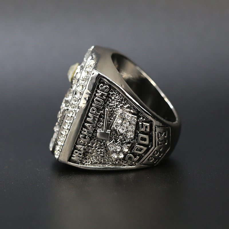 2005 San Antonio Spurs Replica NBA Championship Ring