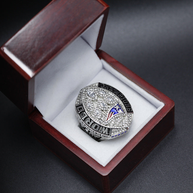 2018 NFL New England Patriots Replica Super Bowl Championship Ring